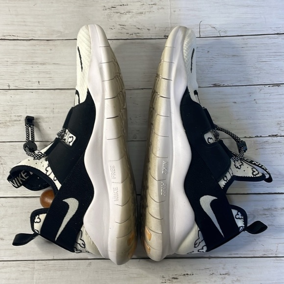 Nathan Bell x Nike Free RN Commuter Doodles 2018